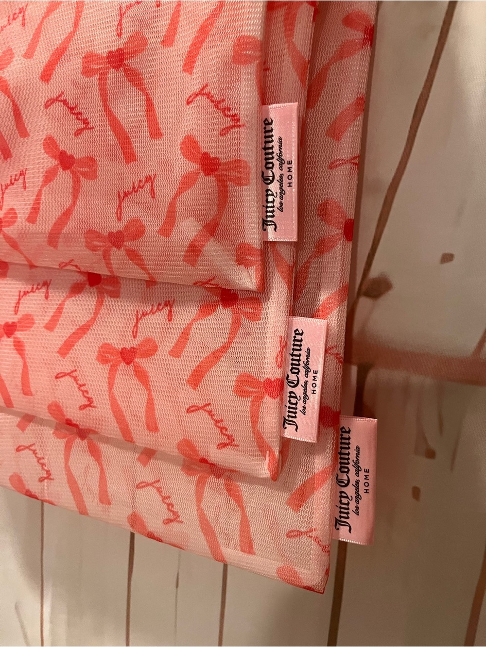 Juicy Couture Pink & Coral Mesh Wash Bag Trio - Picture 3 of 4